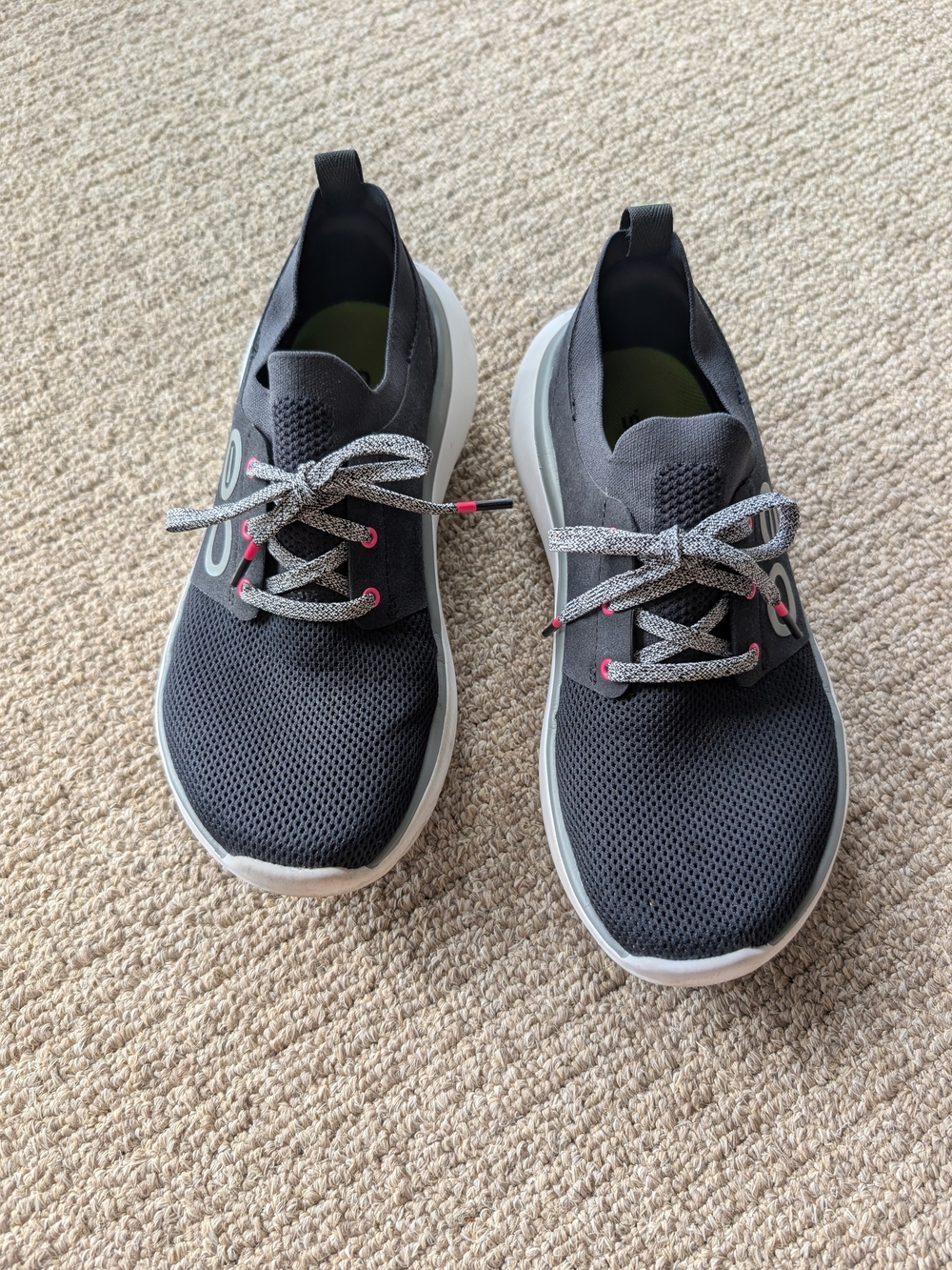 Oofos Women's Oomy Stride